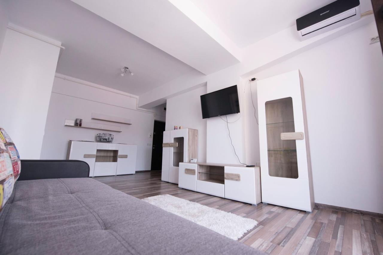 Labirint Apartament コンスタンツァ エクステリア 写真